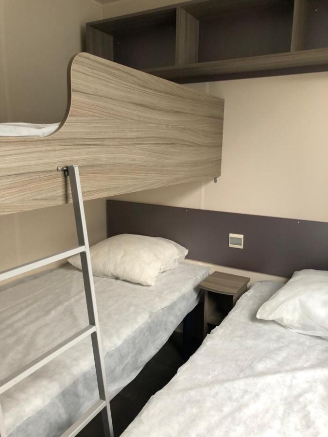 Celine Mobil Home Port-la-Nouvelle Eksteriør bilde